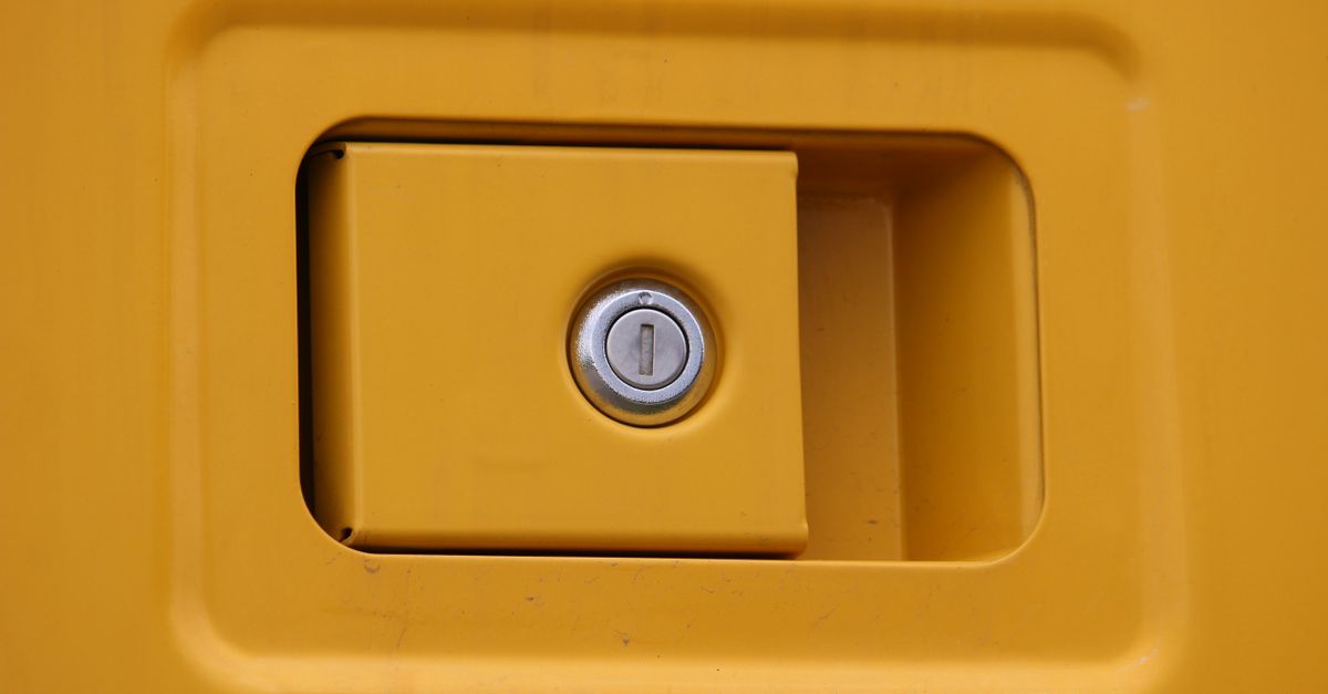 Rekey or Replace? How to Rekey a Lock vs. When You Need New Hardware — Pro Park NY Locksmith